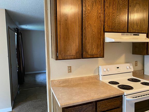 5th image of 2803 Burlington Pl