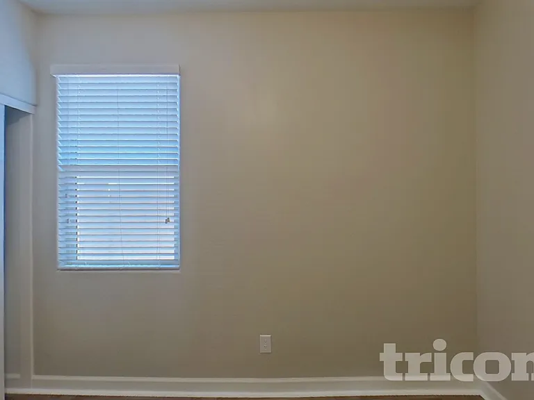 41287 W Hensley Way — Photo 14