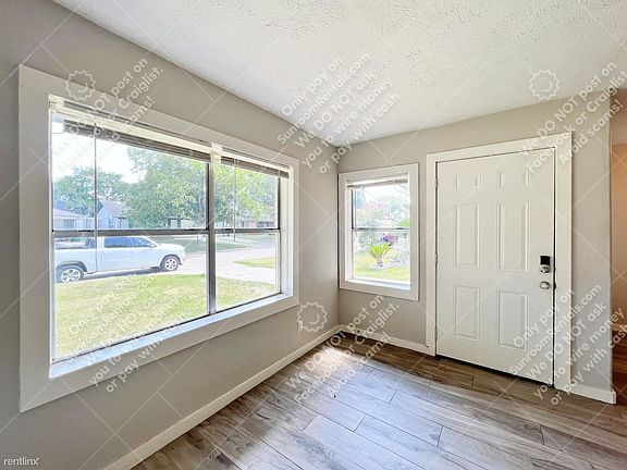 4th image of 3305 Sophie Ann Dr