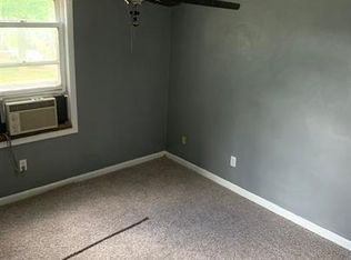 1501 S 8th St #1/2, Springfield, IL 62703