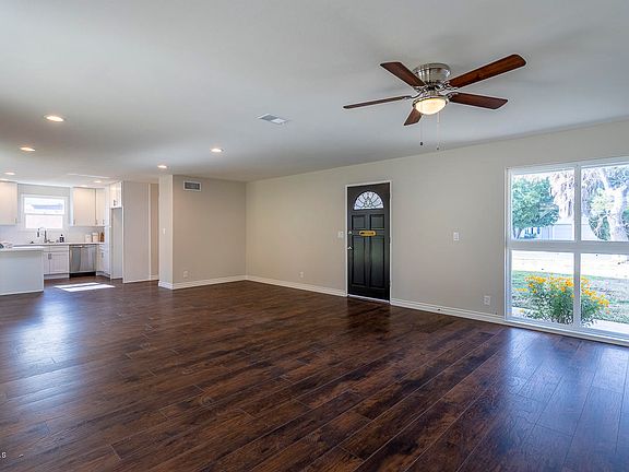 4th image of 7456 Sale Ave