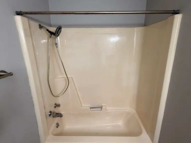 1817 Daisy Ct — Photo 13