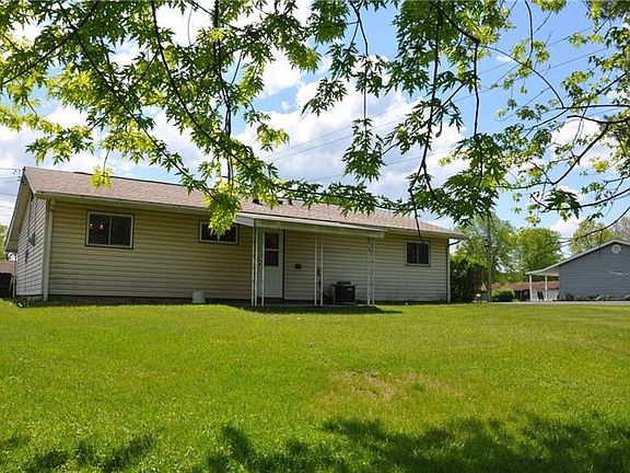 5th image of 202 Sherwood Dr