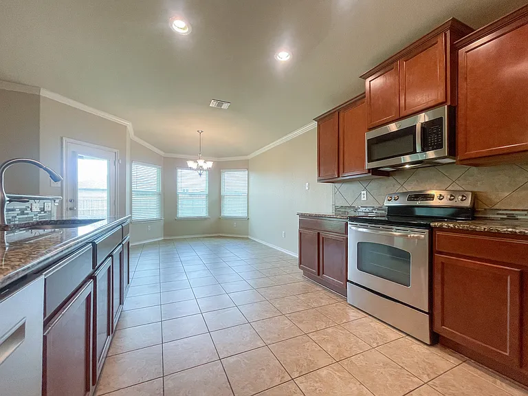 6617 Cascade Dr — Photo 8