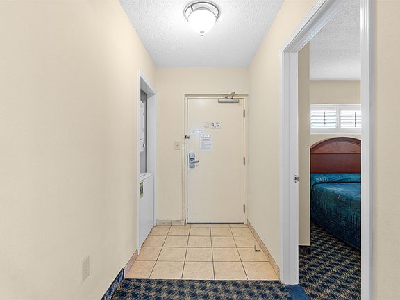 3rd image of 5300 N Ocean Blvd. #1421