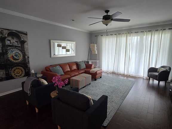 Comfortable, move-in-ready space with direct access to screened patio