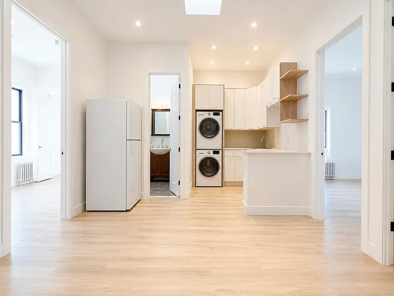 185 Troutman St #2A — Photo 3