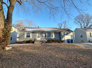 9904 E 34th St S, Independence, MO 64052