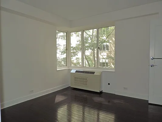 Rented by essential NEW YORK Real Estate | media 7