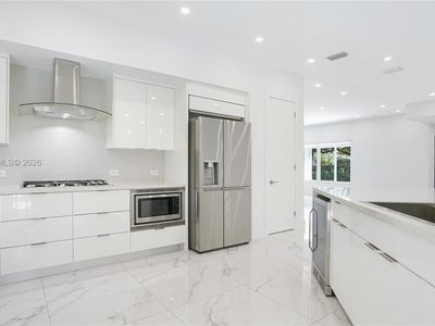 711 Sunset Rd, Coral Gables, FL, 33143