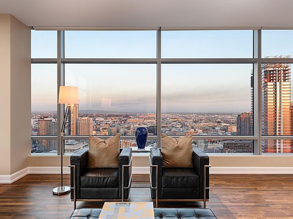3rd image of 900 W Olympic Blvd Floor 40