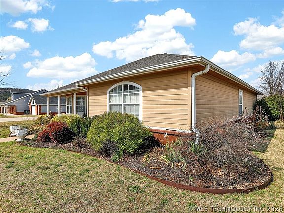 3rd image of 204 Nanih Waiya Ln