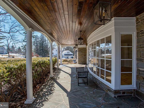 2nd image of 120 Beulah Rd