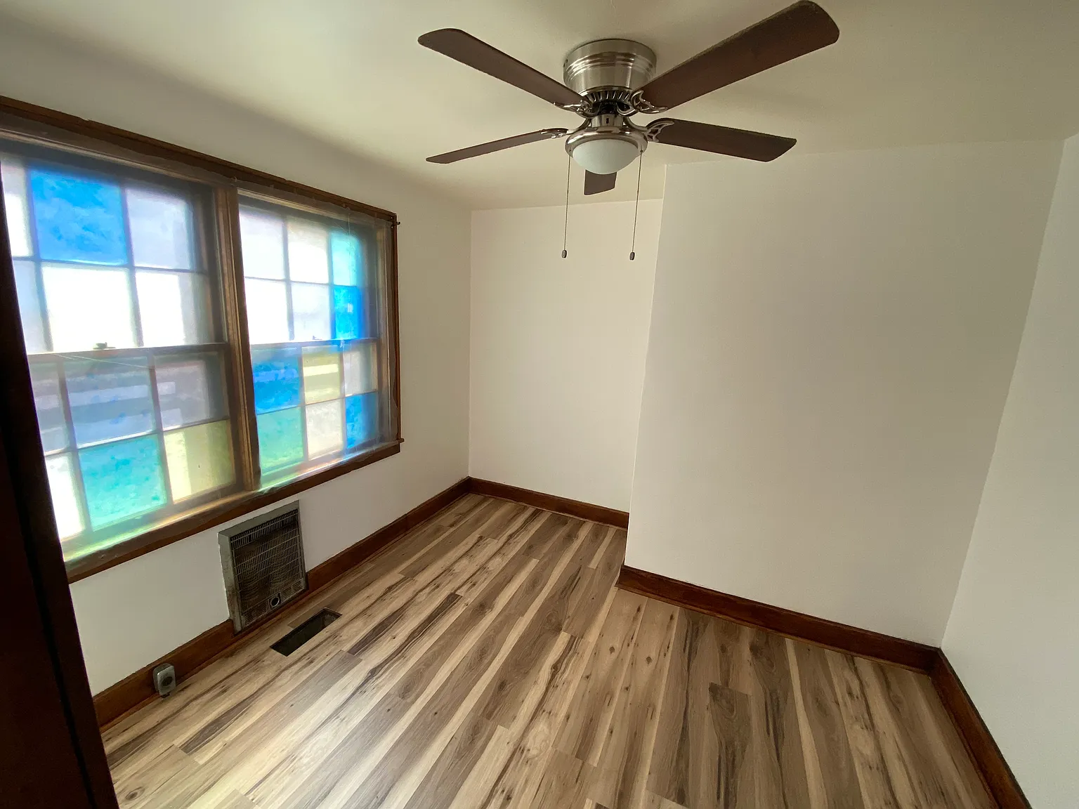 2 bed, 1200 sqft, $1,350 — Photo 3