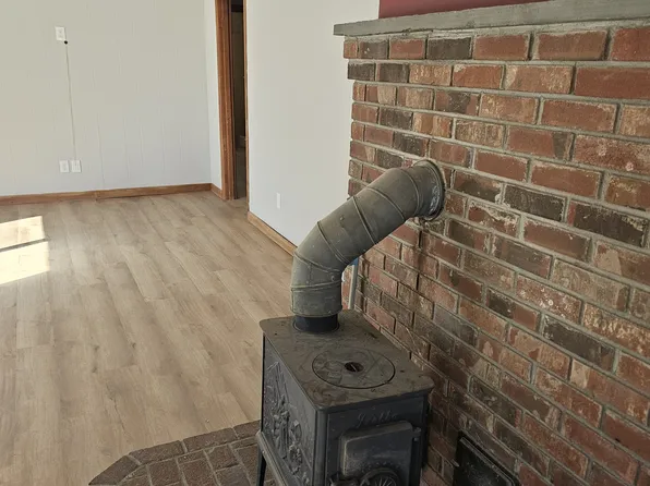 14 Brigham St #B, Hubbardston, MA 01452