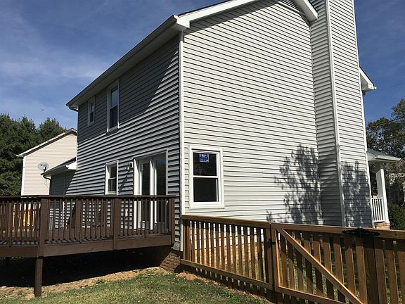 3rd image of 1304 Wennona Dr