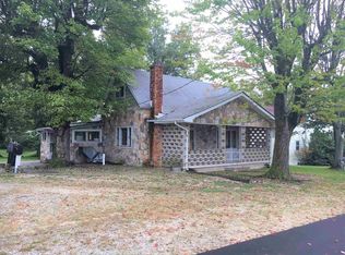 1229 2nd St NW, Linton, IN 47441