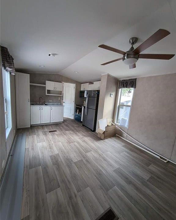 1st image of 2423 NE Palm Ave Lot 31