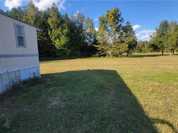 372 Carrie Ln, Shacklefords, VA 23156