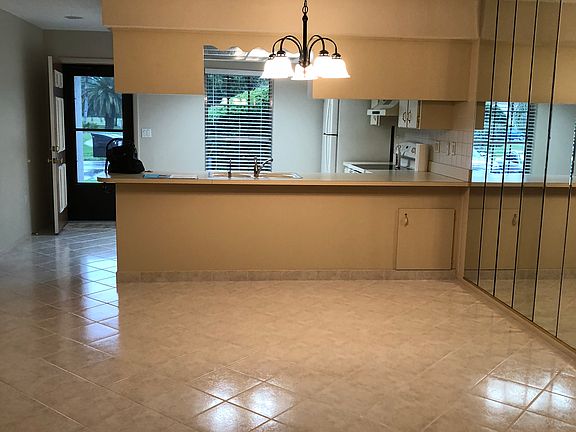 3rd image of 12517 Dearborn Dr