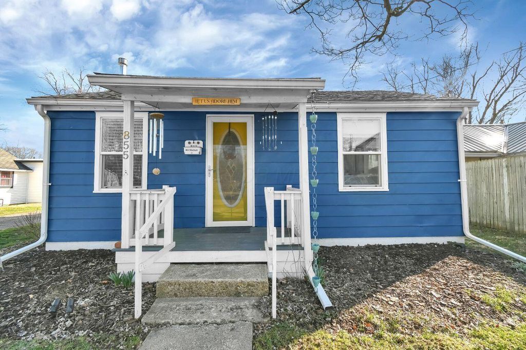 Real estate listing image