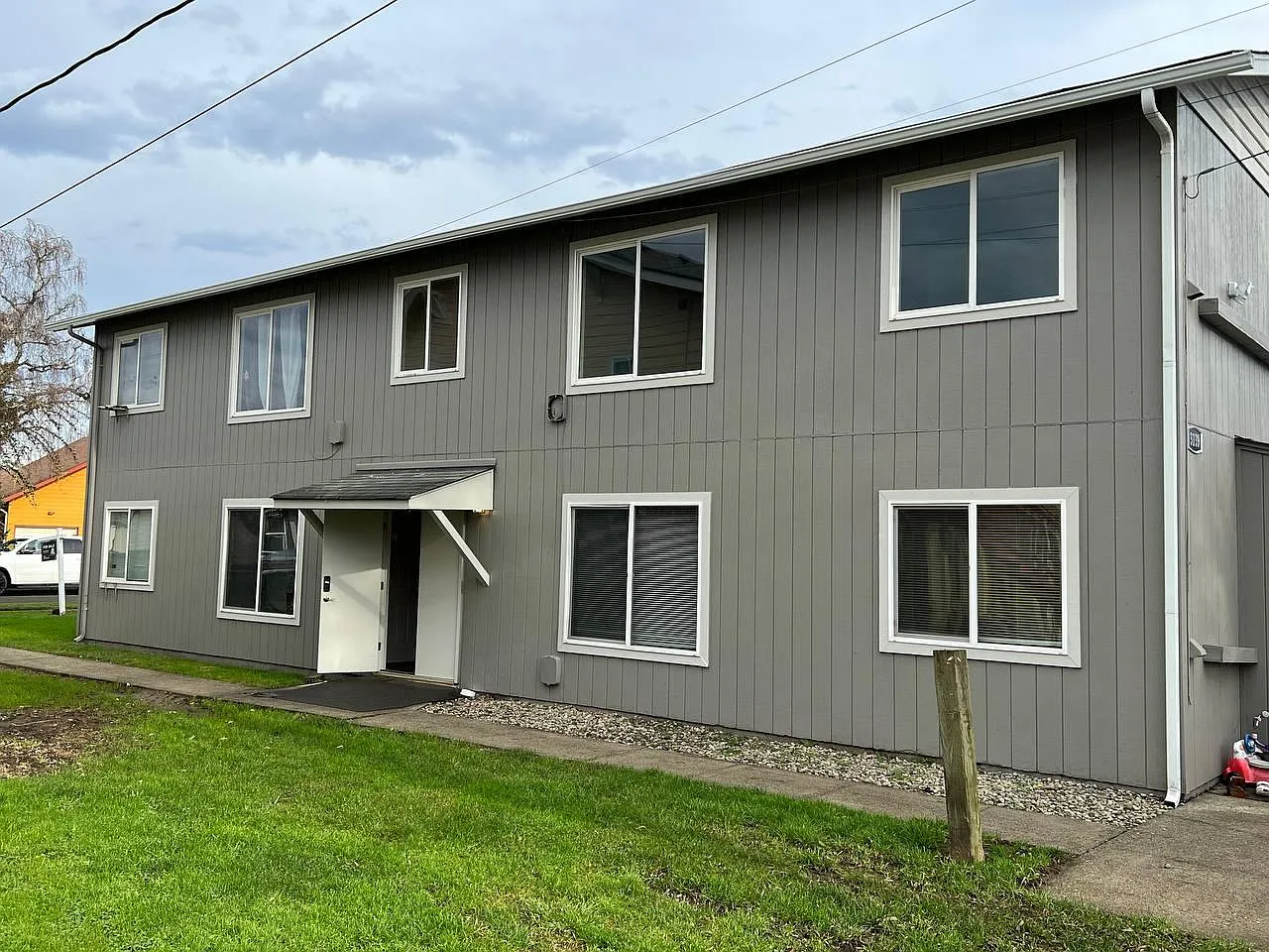 2 bed, 784 sqft, $1,250 — Photo 1
