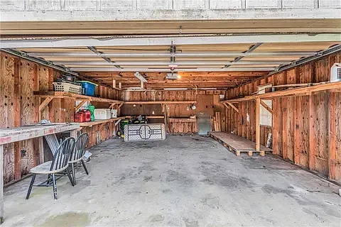 225 Denise Ln — Photo 29