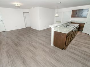 12727 Silver Memorial Rd, Houston, TX 77014