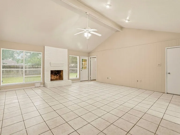 823 Red Rock Canyon Dr — Photo 9