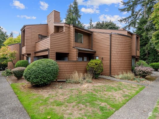 11504 NE 128th St #31, Kirkland, WA 98034