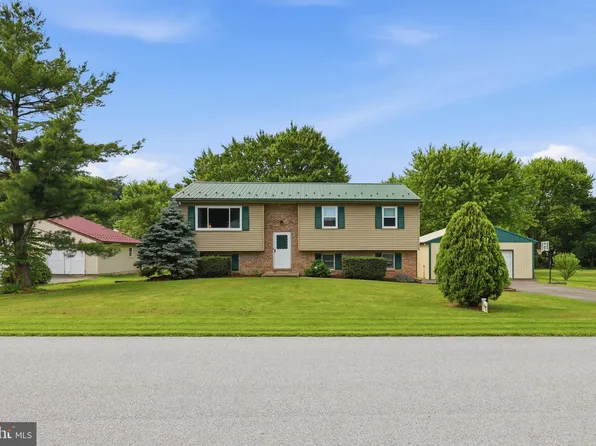 115 Meadowlark Ln, Mohnton, PA 19540
