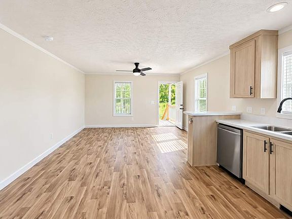 5th image of 20 Clydes Ln #20