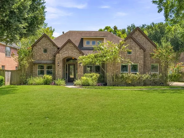 4518 Wickby St, Weston Lakes, TX 77441