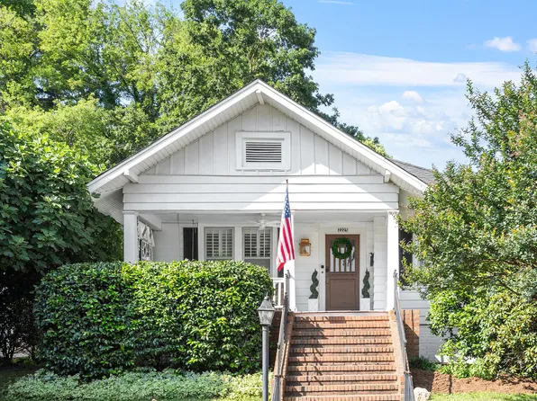 2225 Creston Rd, Raleigh, NC 27608