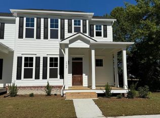 3900 Reunion Pointe Ln, New Bern, NC 28562