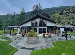 318 Trout Pl, Sedro Woolley, WA 98284