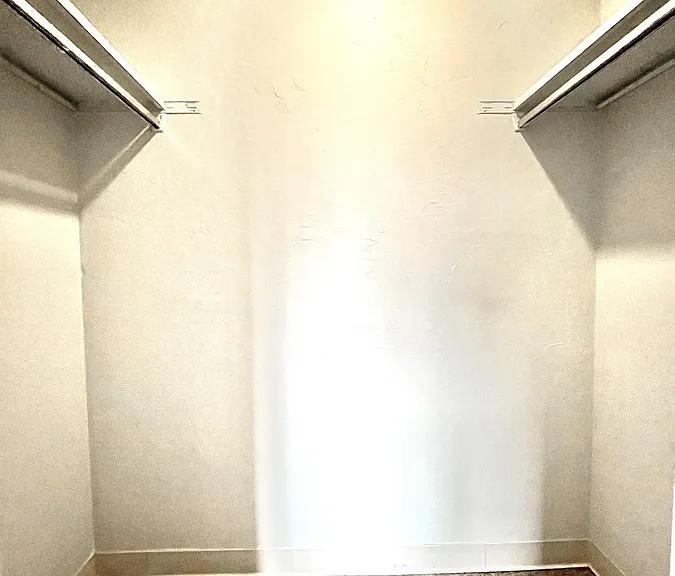 361 E Maple St #D — Photo 24