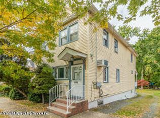 3429 Richmond Rd, Staten Island, NY 10306