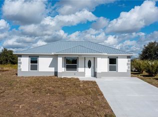 9024 Largo Cir, Labelle, FL 33935