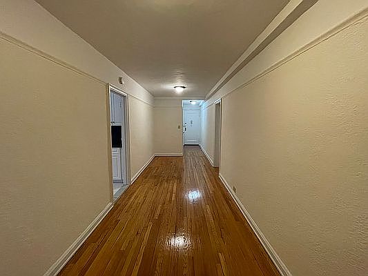 2nd image of 2728 Henry Hudson Pkwy #B65
