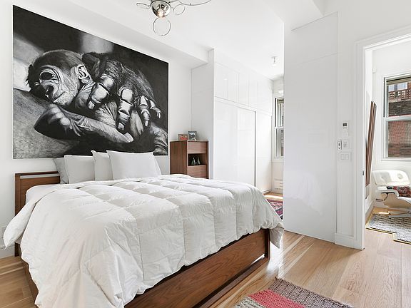 5th image of 521 W 47th St Penthouse D