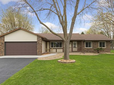 8717 Isle Ave S, Cottage Grove, MN, 55016