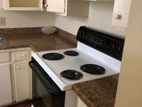 3rd image of 2618 S 85th East Ave APT D