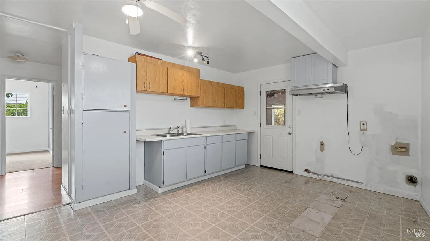 304 S Mcdowell Boulevard - Photo 12