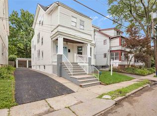 31 Boyden Pkwy S, Maplewood, NJ 07040