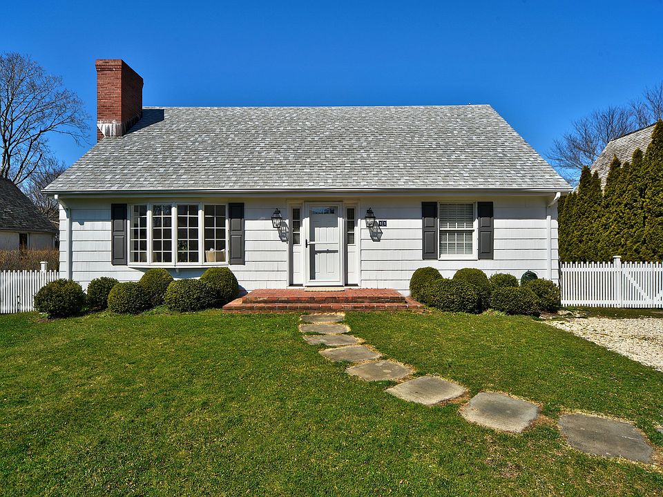 1st image of 11 Barns Ln
