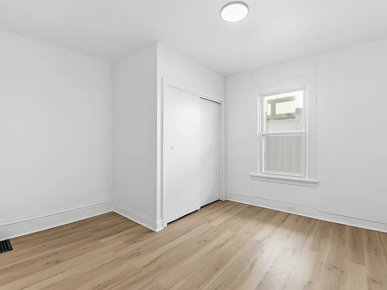 6531 Plymouth Ave — Photo 12