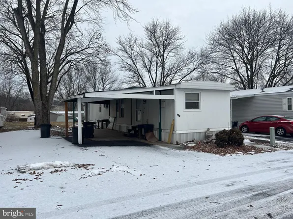 20 My Way Dr, Palmyra, PA 17078