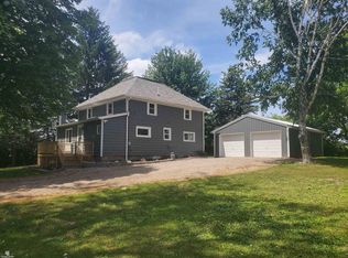 10974 Jeddo Rd, Yale, MI 48097