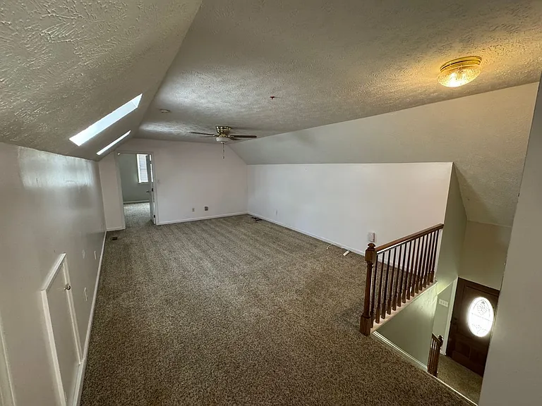 5870 McDonald Rd — Photo 16